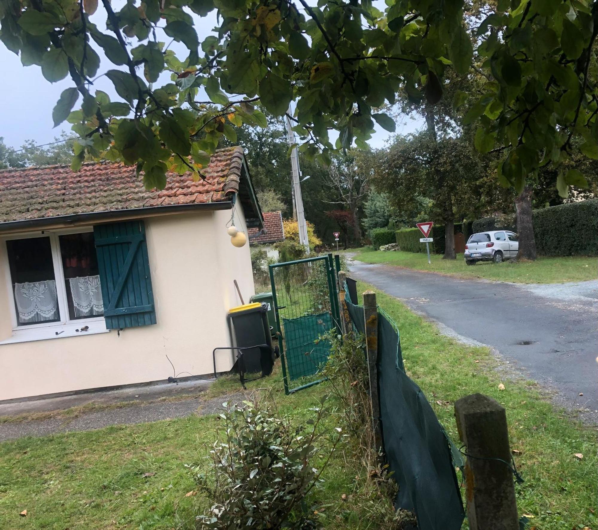 Petite Maison Rustique Et Atypique อูร์ตัง ภายนอก รูปภาพ